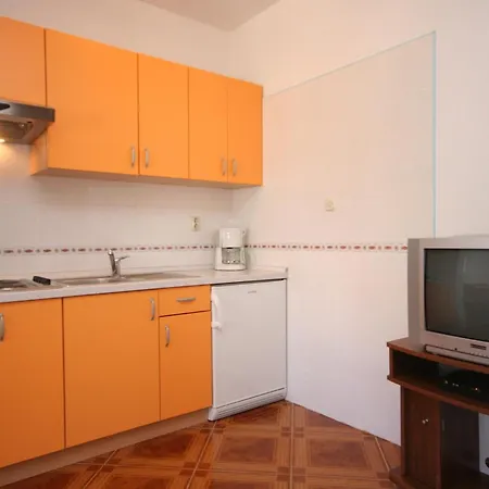 Gasthof Apartments And Rooms By The Sea Pag - 6311