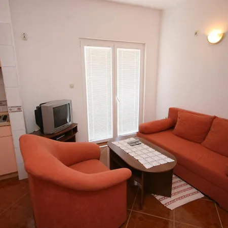 Apartments And Rooms By The Sea Pag - 6311