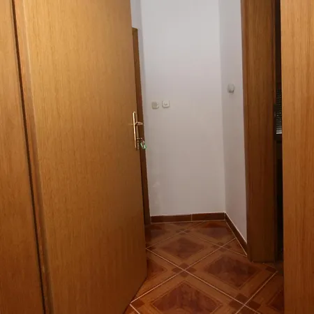 Apartments And Rooms By The Sea Pag - 6311 Pag Town