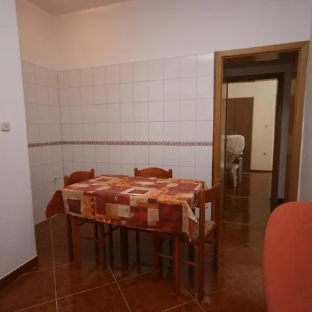 Guest house Apartments And Rooms By The Sea Pag - 6311