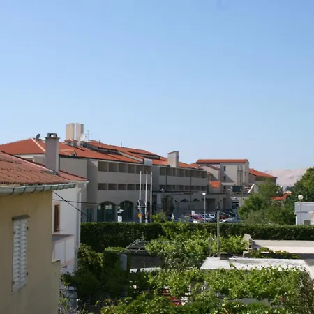 Apartments And Rooms By The Sea Pag - 6311 Guest house 3*